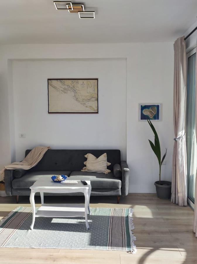 Holiday House Periska Рогозниця Екстер'єр фото